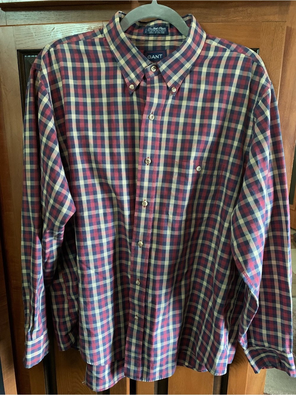 Gant Men's Navy and Red Plaid Button-Down Shirt